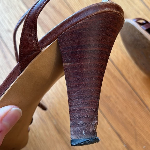 Nina leather woven sling back shoe. Size 7 1/2 M - Picture 6 of 6